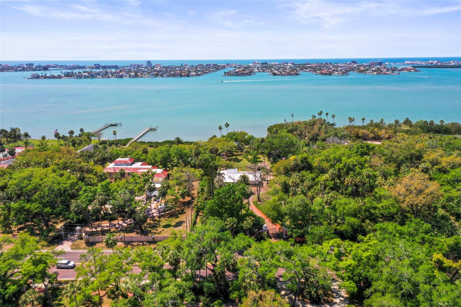 JUNGLE SHORES - Residential