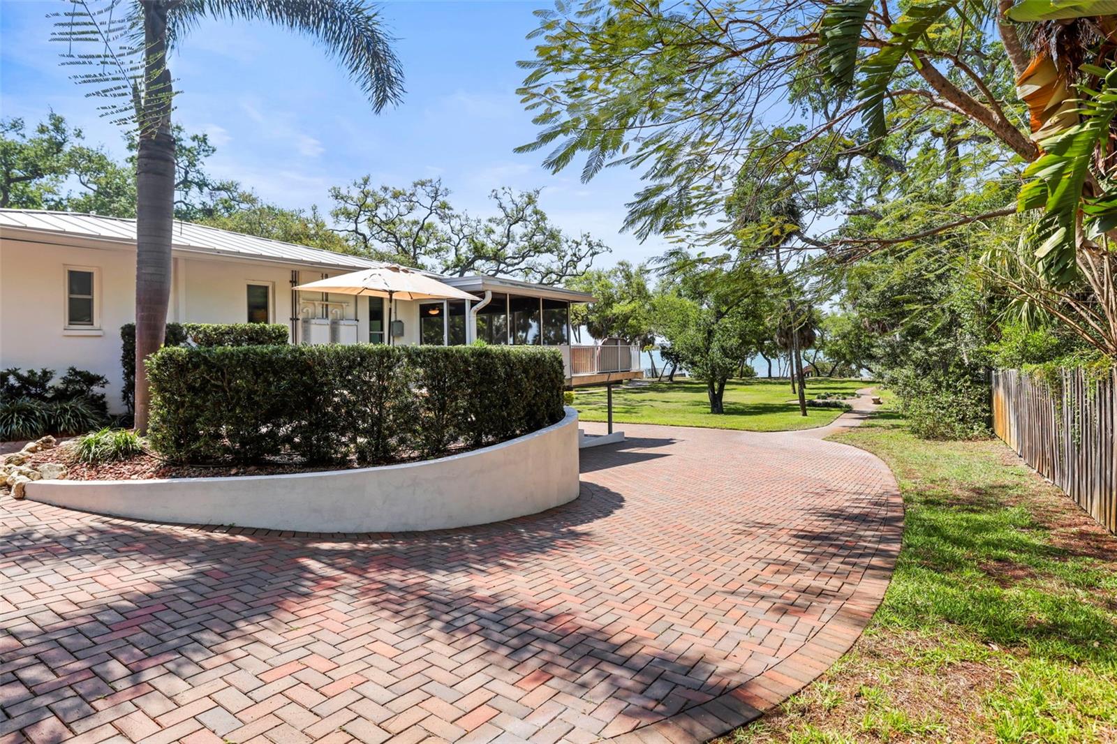 JUNGLE SHORES - Residential