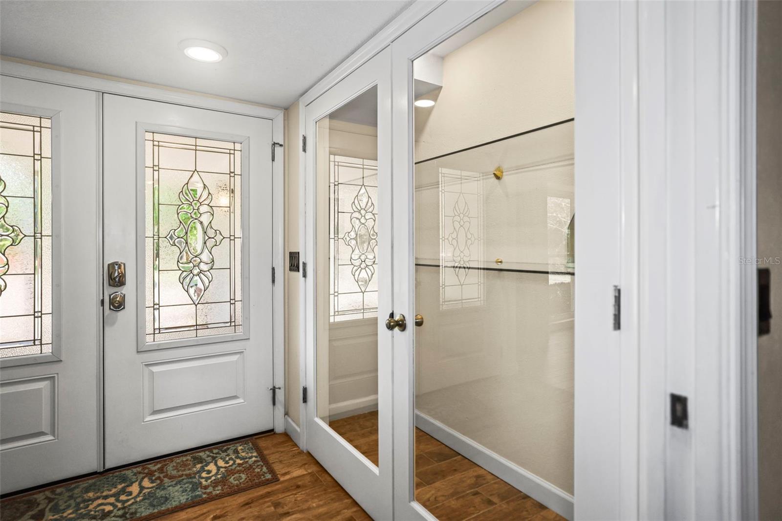 JUNGLE SHORES - Residential