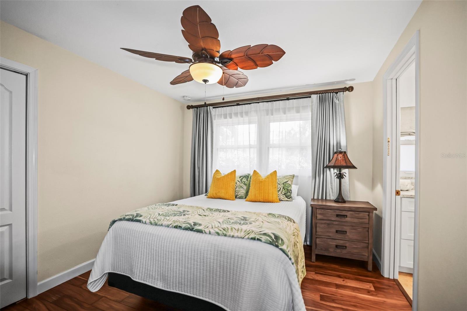 JUNGLE SHORES - Residential