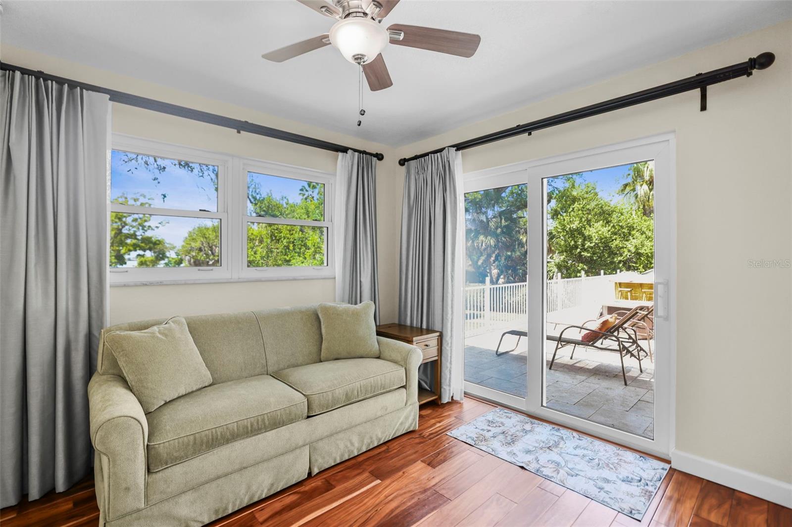 JUNGLE SHORES - Residential