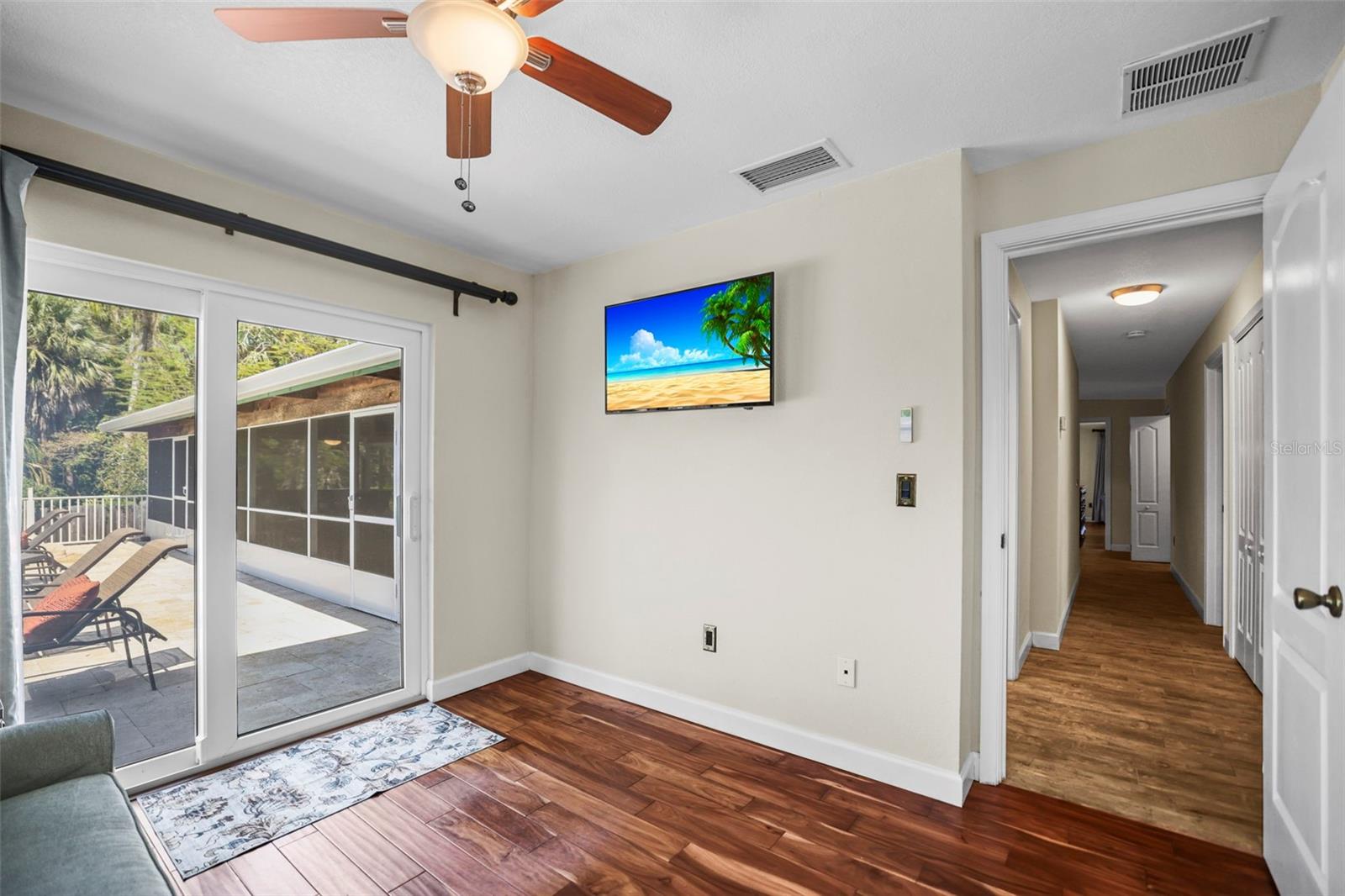 JUNGLE SHORES - Residential