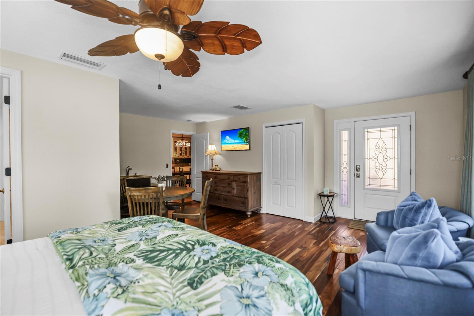 JUNGLE SHORES - Residential