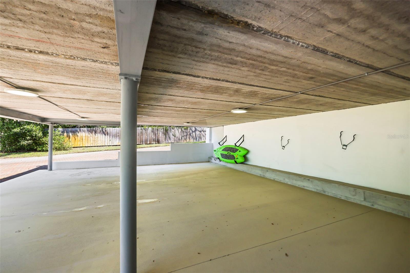 JUNGLE SHORES - Residential