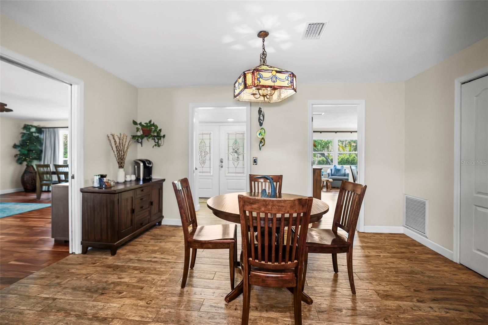 JUNGLE SHORES - Residential