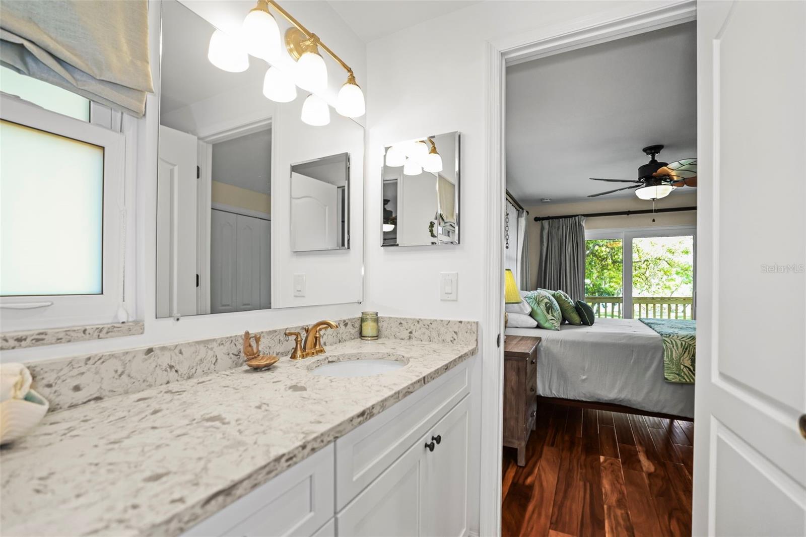 JUNGLE SHORES - Residential