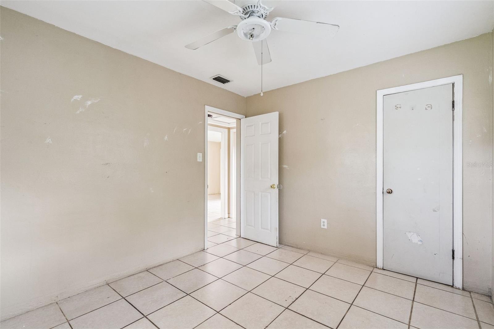 PINE HILLS SUB 11 - Residential Lease