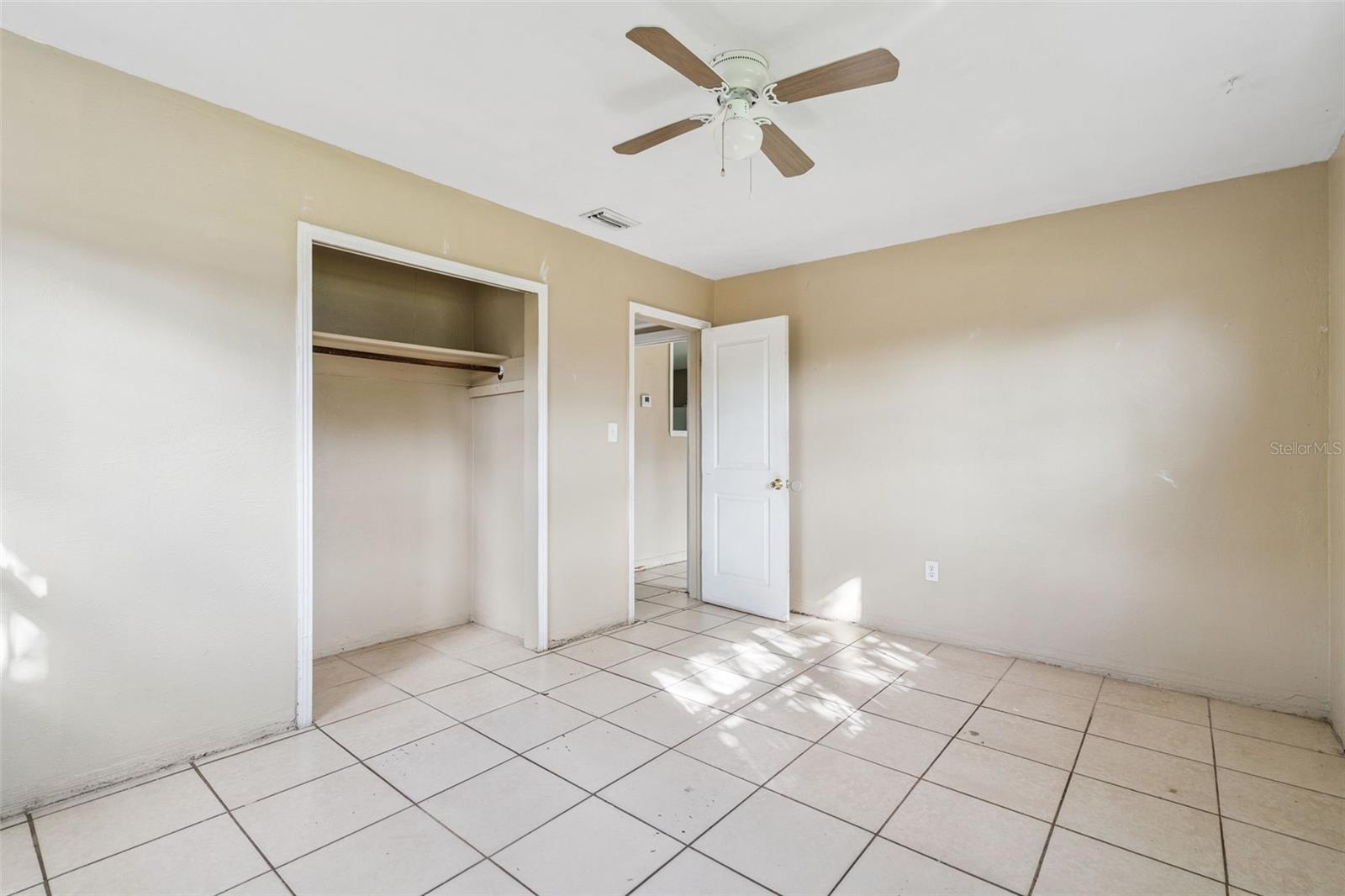 PINE HILLS SUB 11 - Residential Lease
