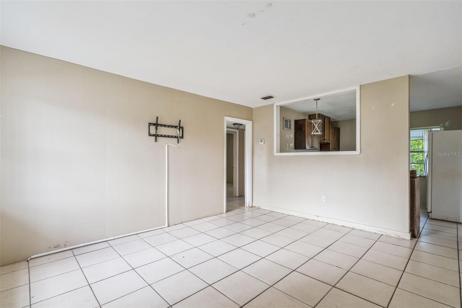 PINE HILLS SUB 11 - Residential Lease