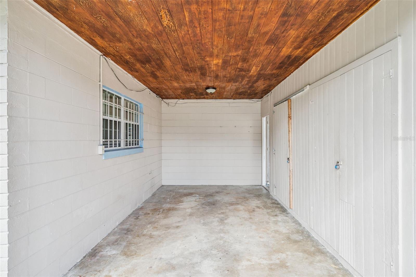 PINE HILLS SUB 11 - Residential Lease