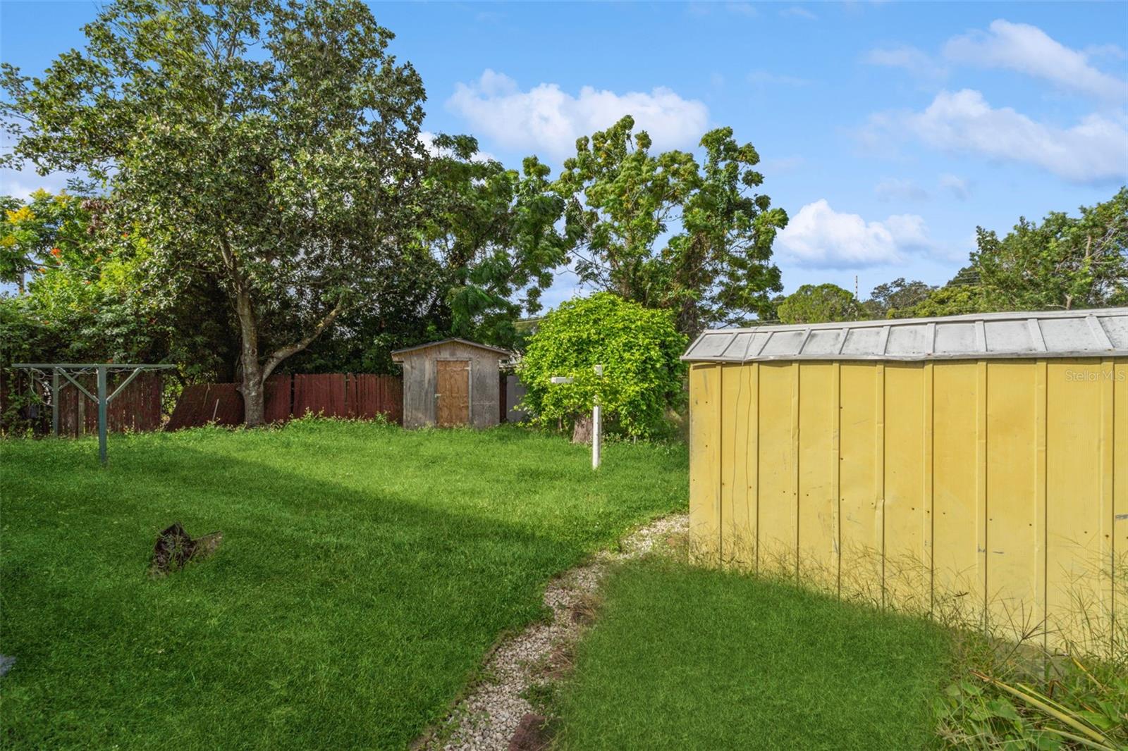 PINE HILLS SUB 11 - Residential Lease