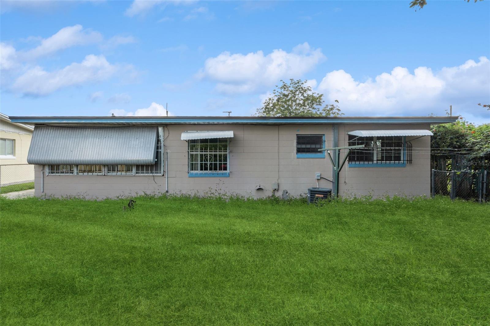 PINE HILLS SUB 11 - Residential Lease