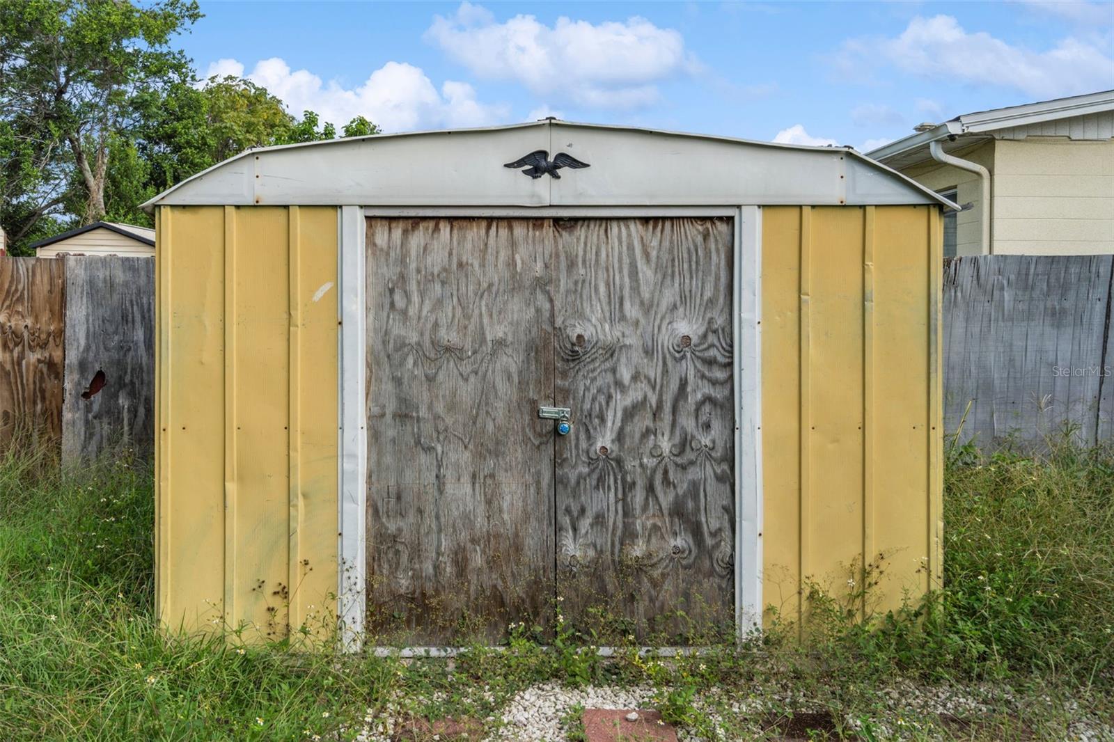 PINE HILLS SUB 11 - Residential Lease