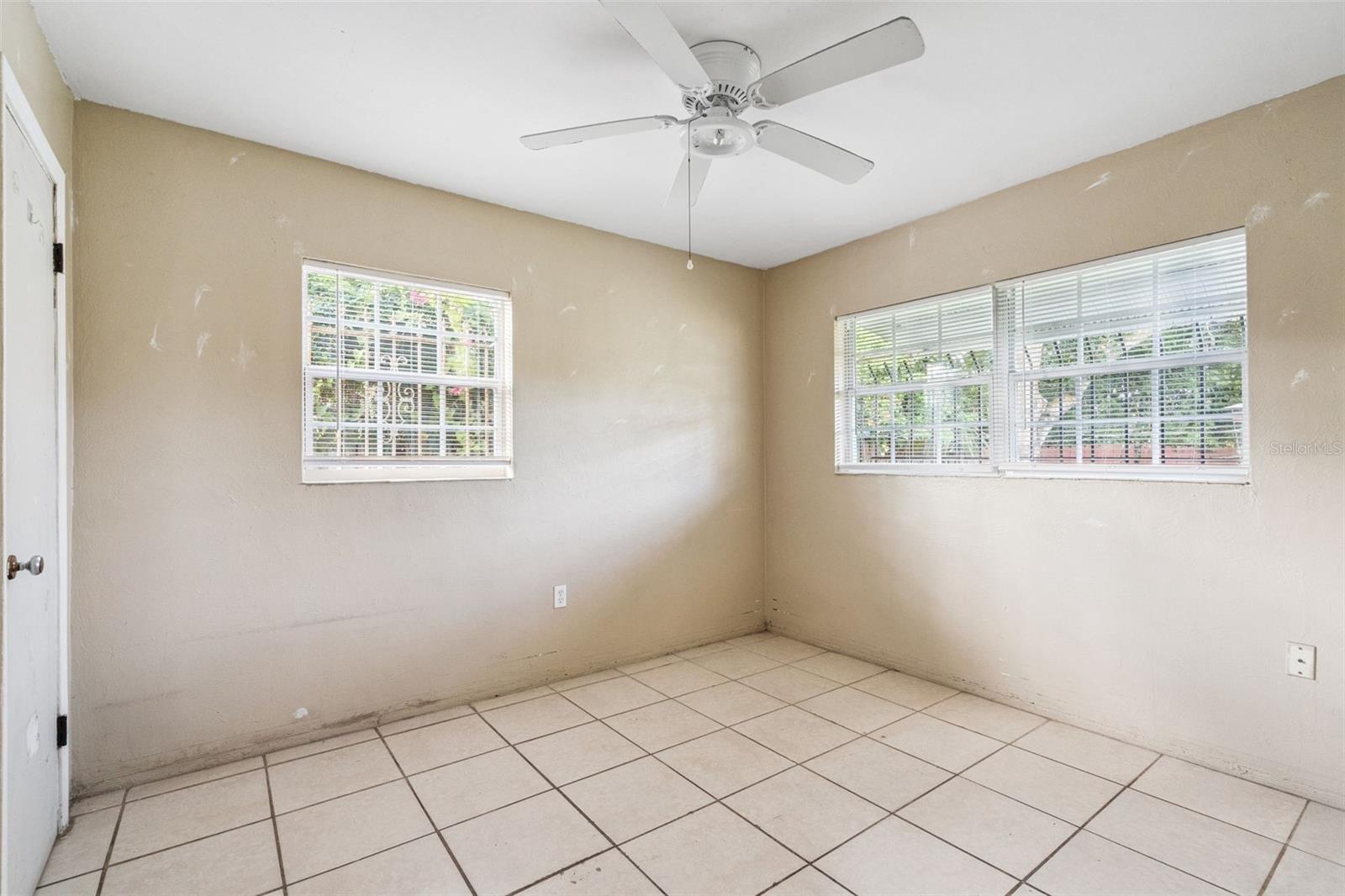 PINE HILLS SUB 11 - Residential Lease