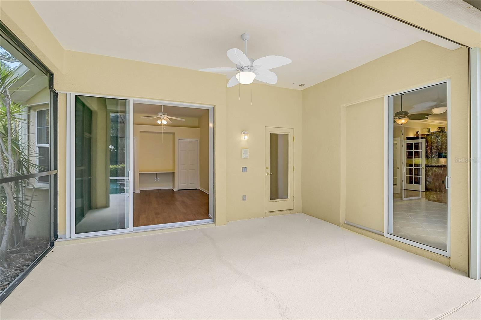 VENICE ACRES - Residential