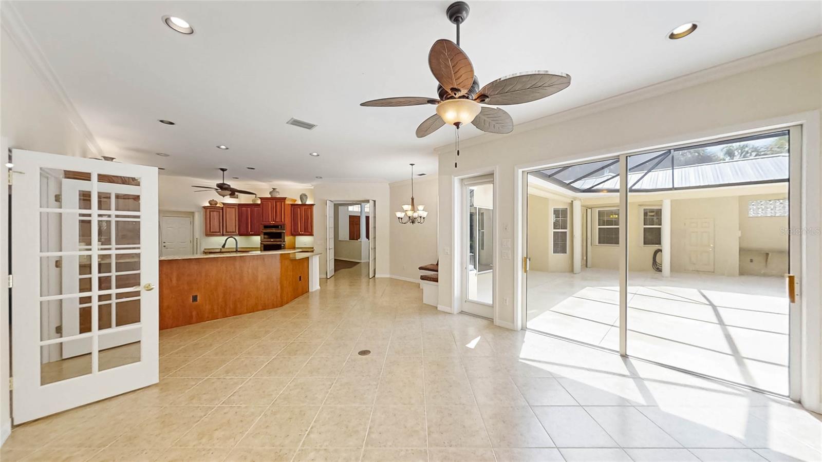 VENICE ACRES - Residential
