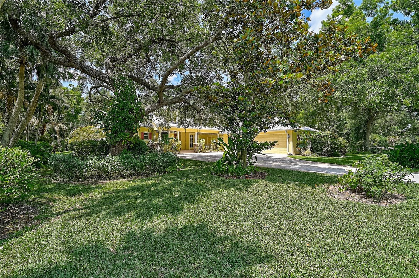 2806 NORWOOD LANE