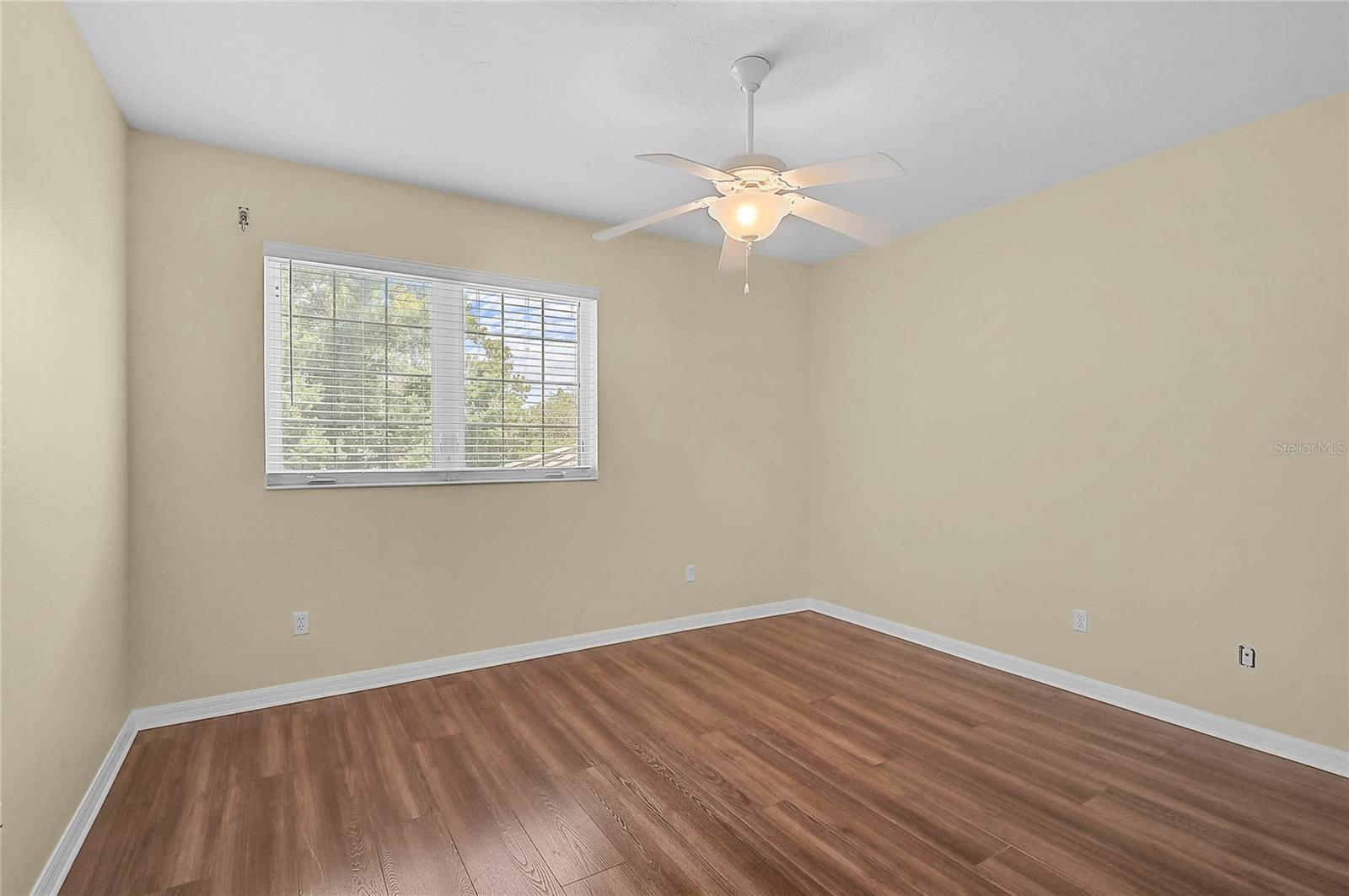 VENICE ACRES - Residential