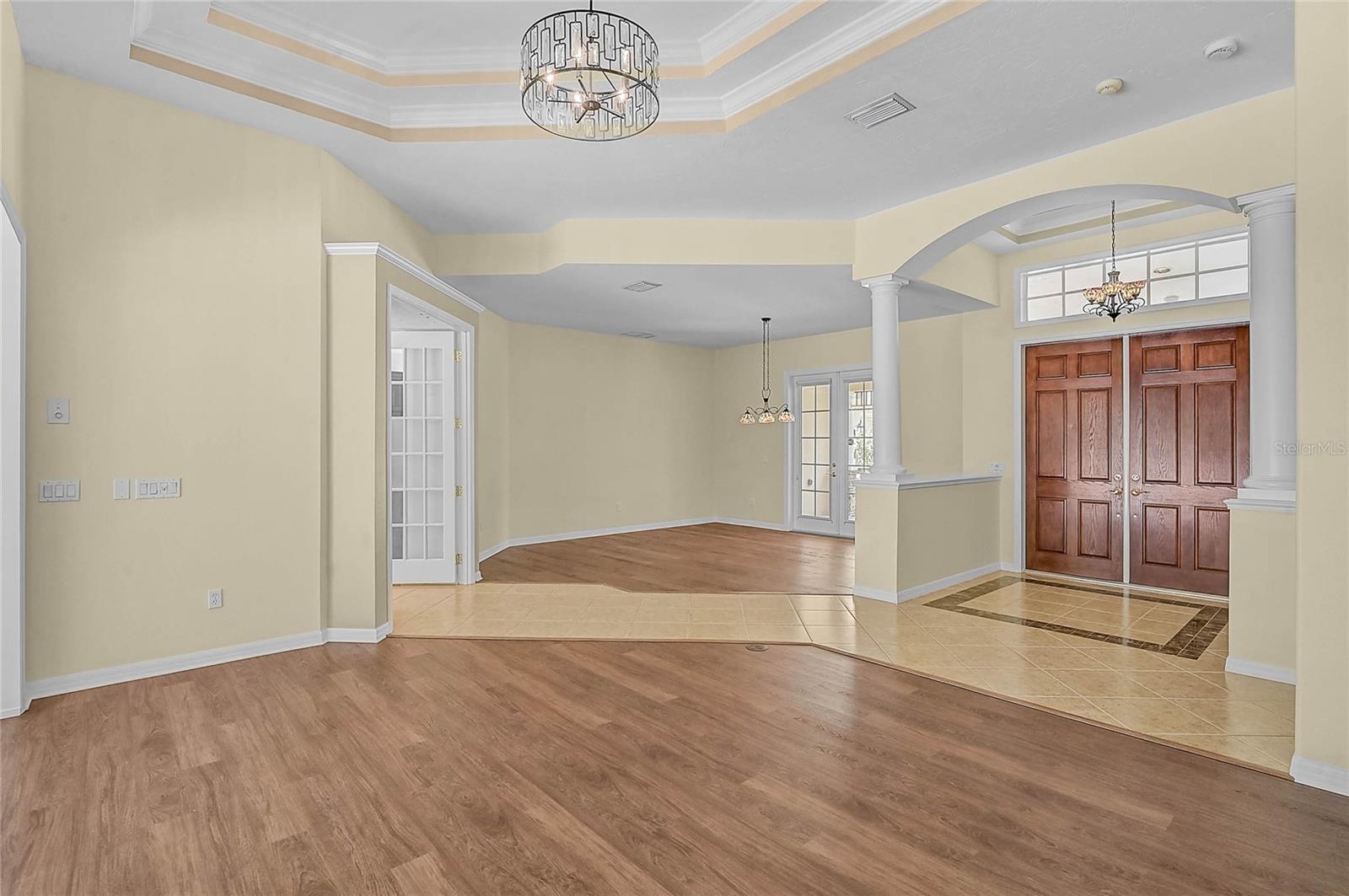 VENICE ACRES - Residential