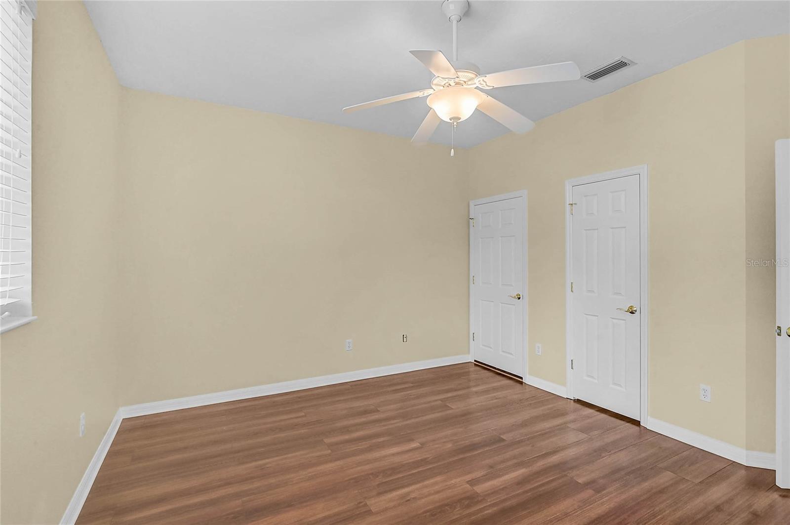 VENICE ACRES - Residential