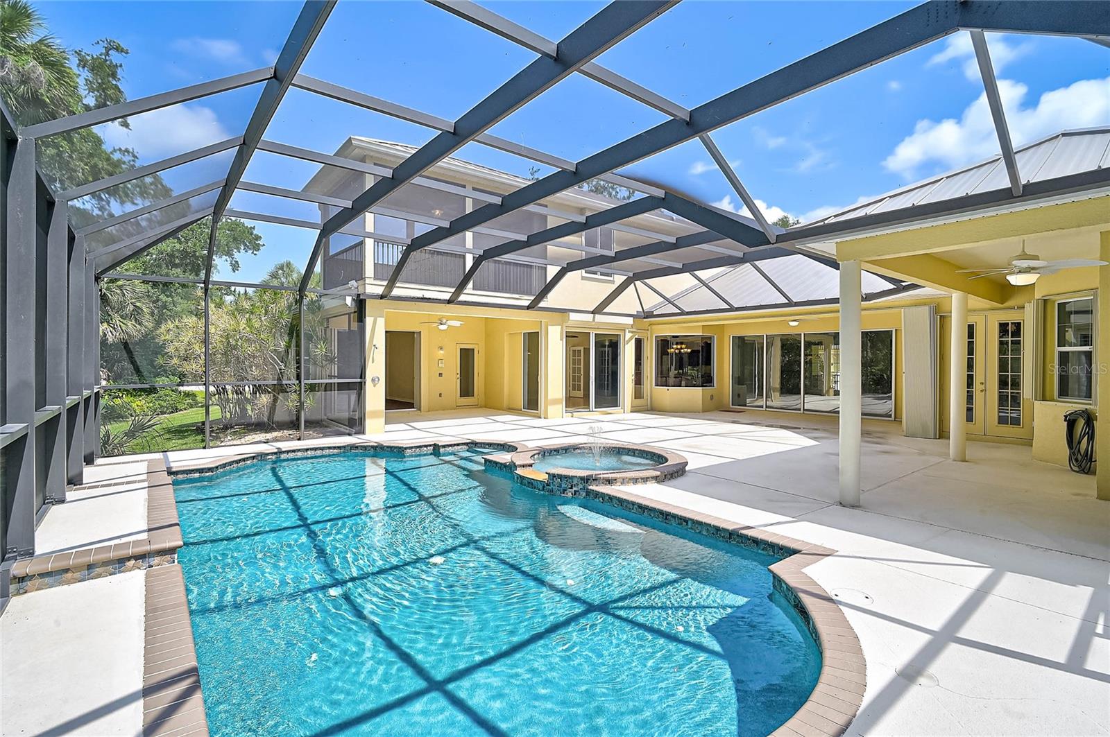 VENICE ACRES - Residential