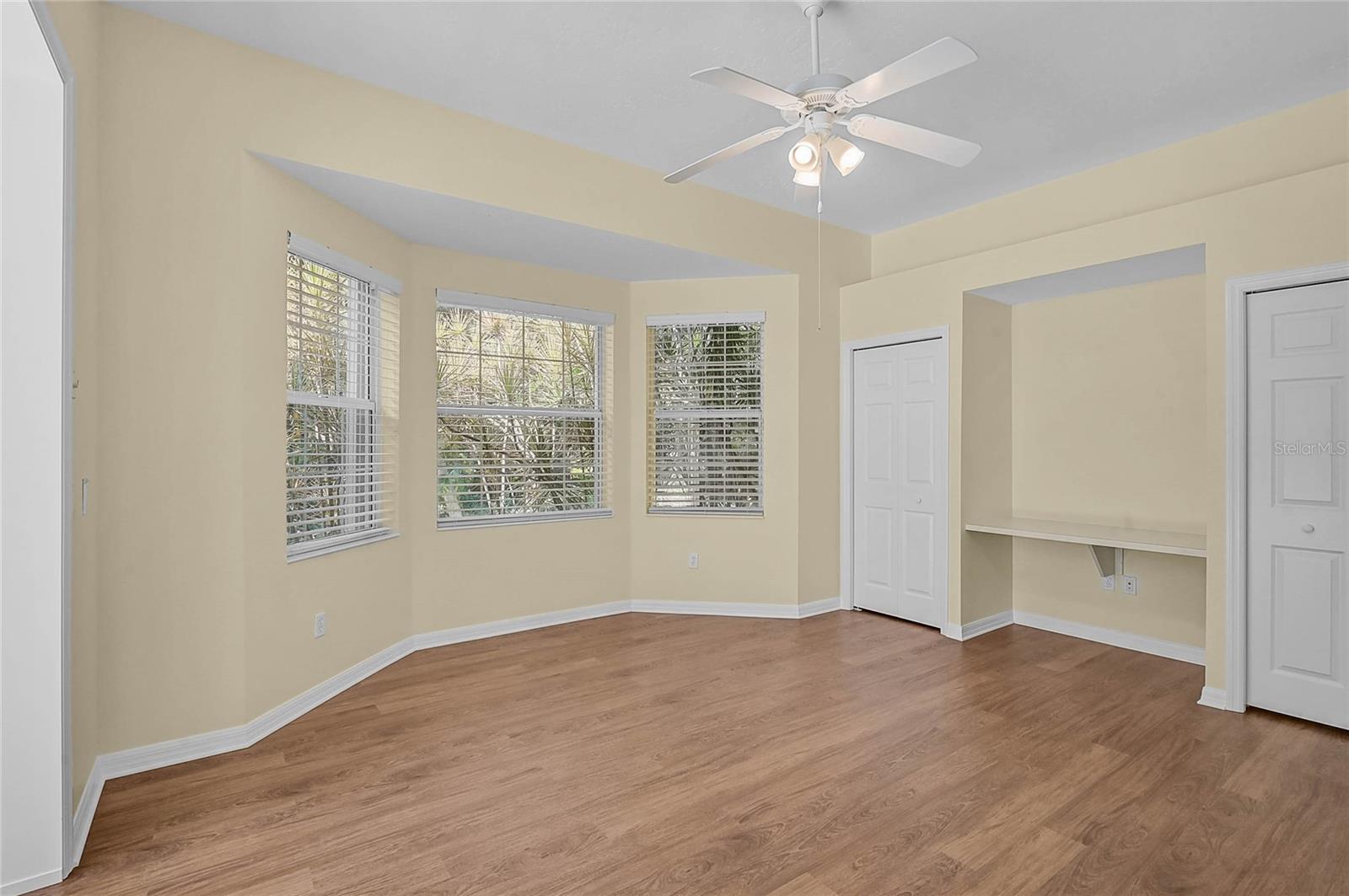 VENICE ACRES - Residential