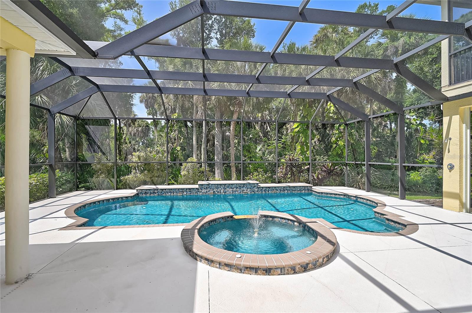 VENICE ACRES - Residential