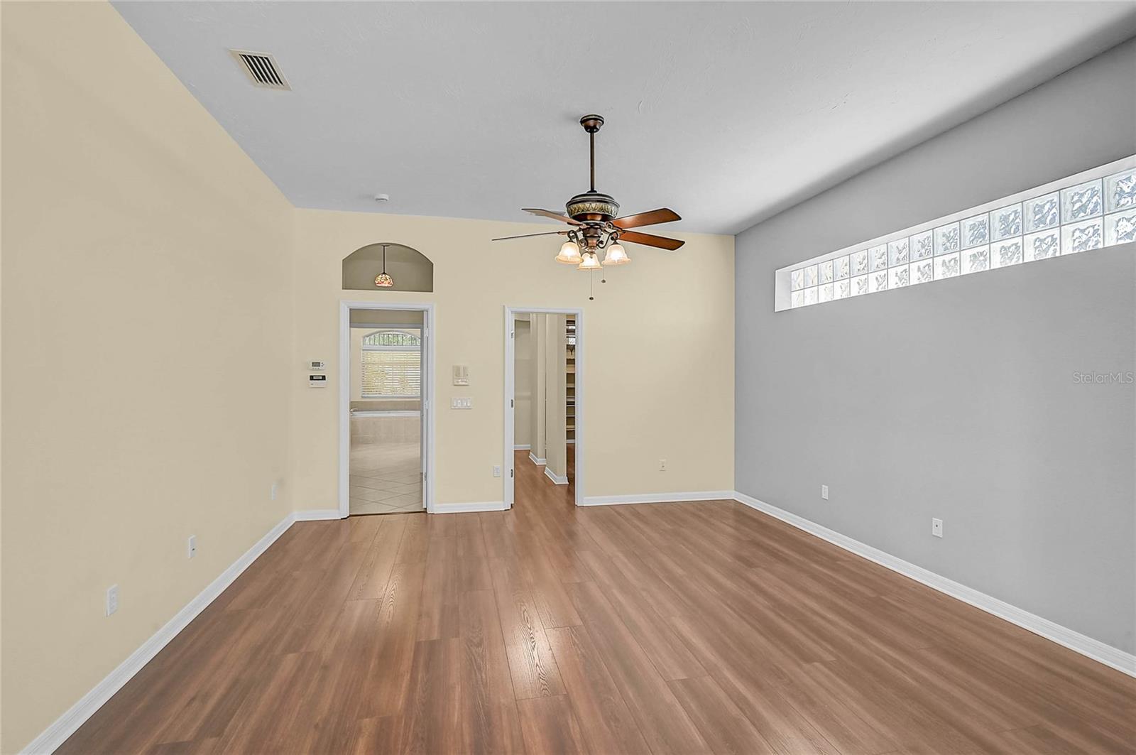 VENICE ACRES - Residential