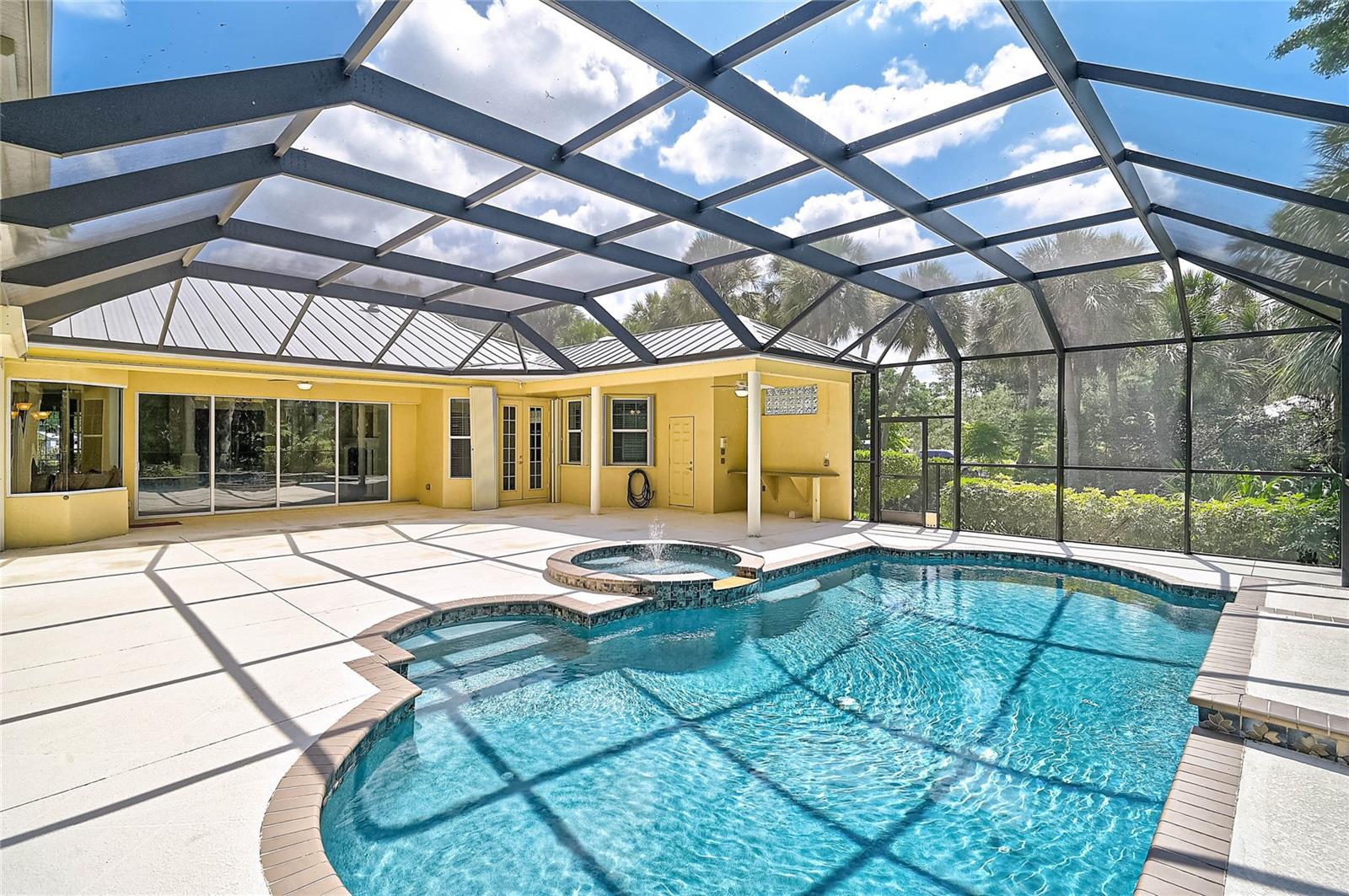VENICE ACRES - Residential