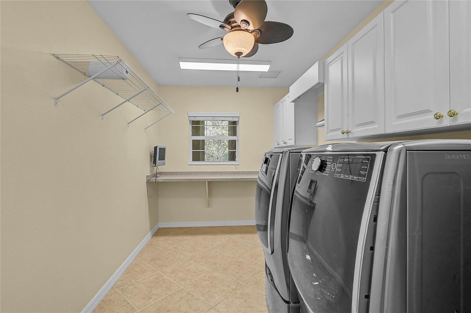 VENICE ACRES - Residential