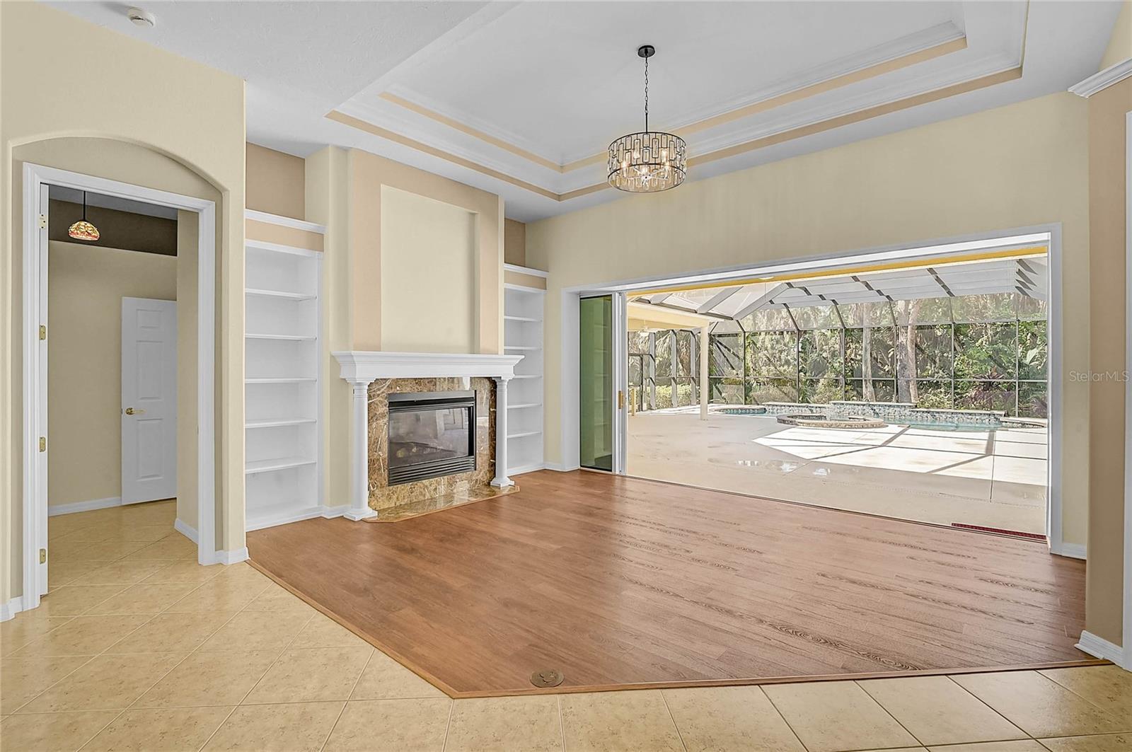 VENICE ACRES - Residential