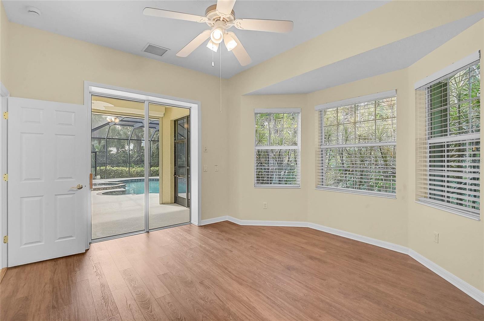 VENICE ACRES - Residential