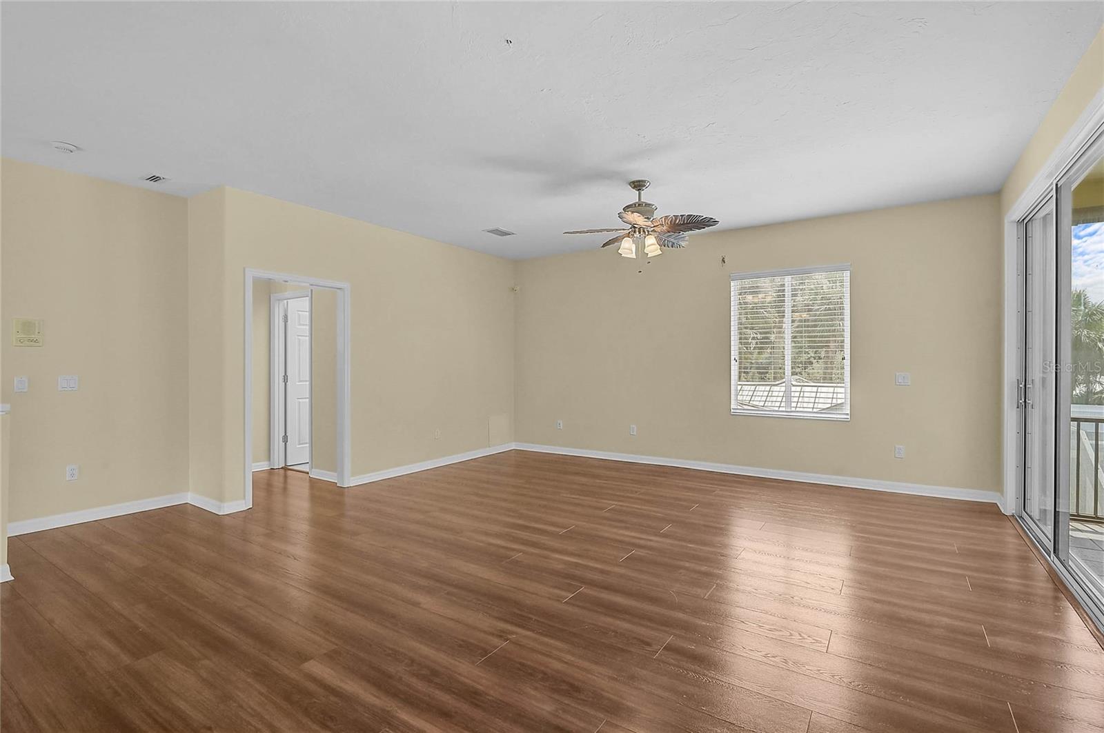 VENICE ACRES - Residential