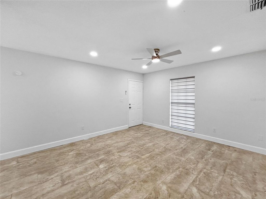 Photo of 37502 Oakview Circle, Dade City, FL 33523 (MLS # O6376061)