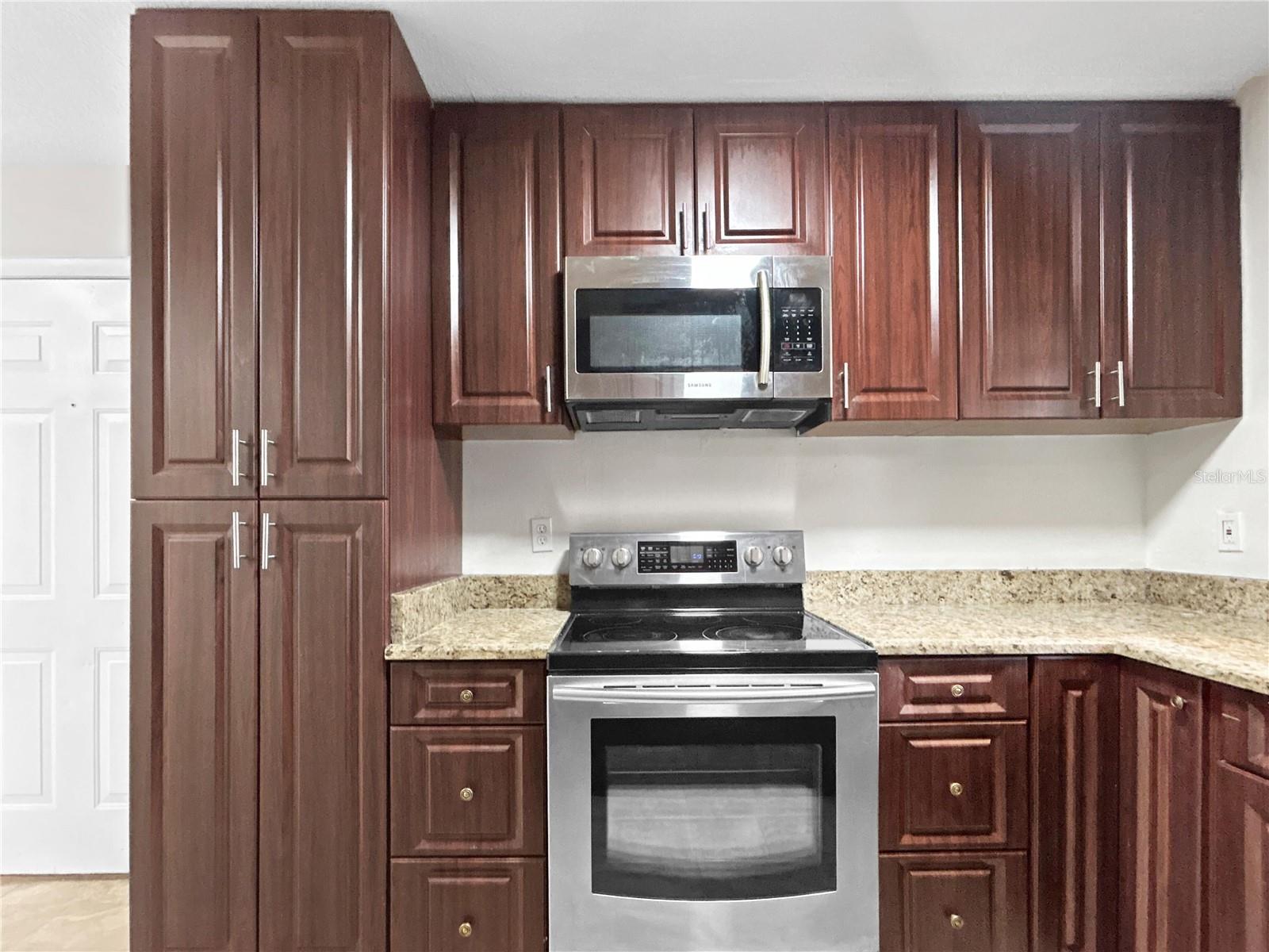 OAK VIEW - Residential