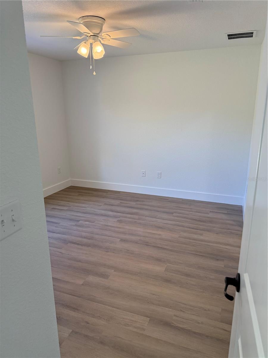 SILVER SPGS SHORES UN 42 - Residential