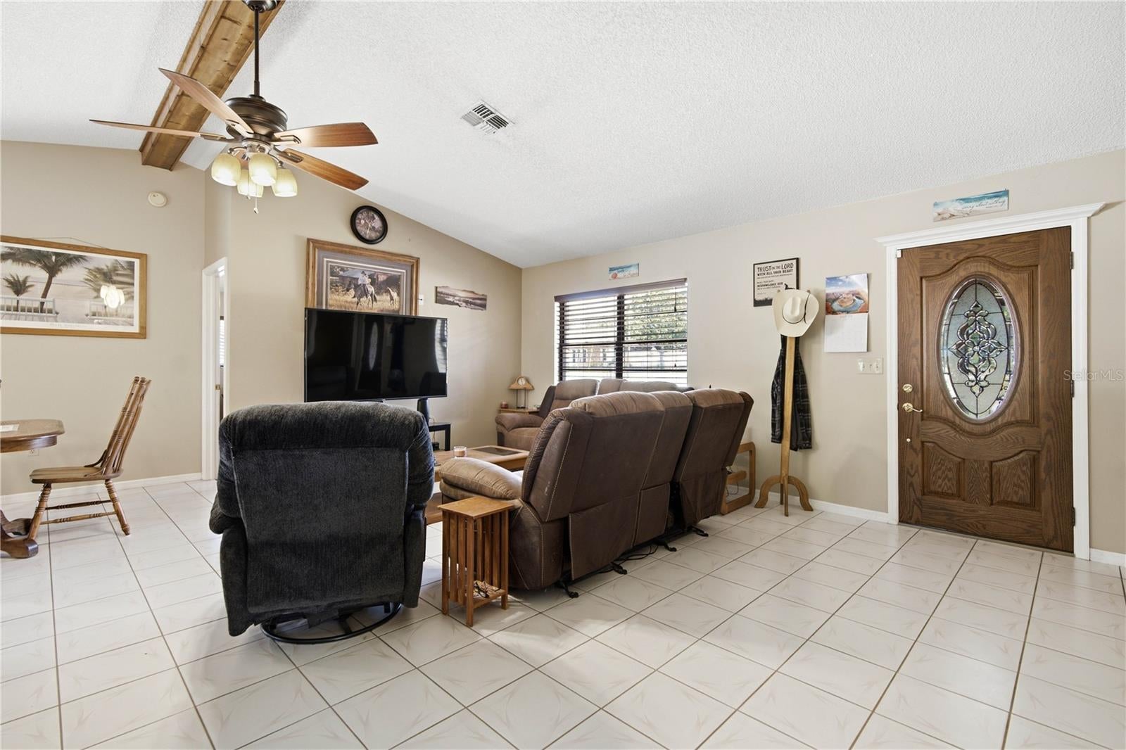 11423 LINDEN DRIVE