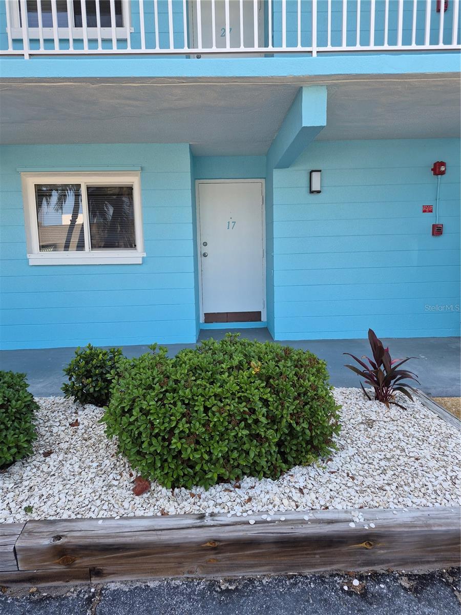 1505 PASS A GRILLE WAY