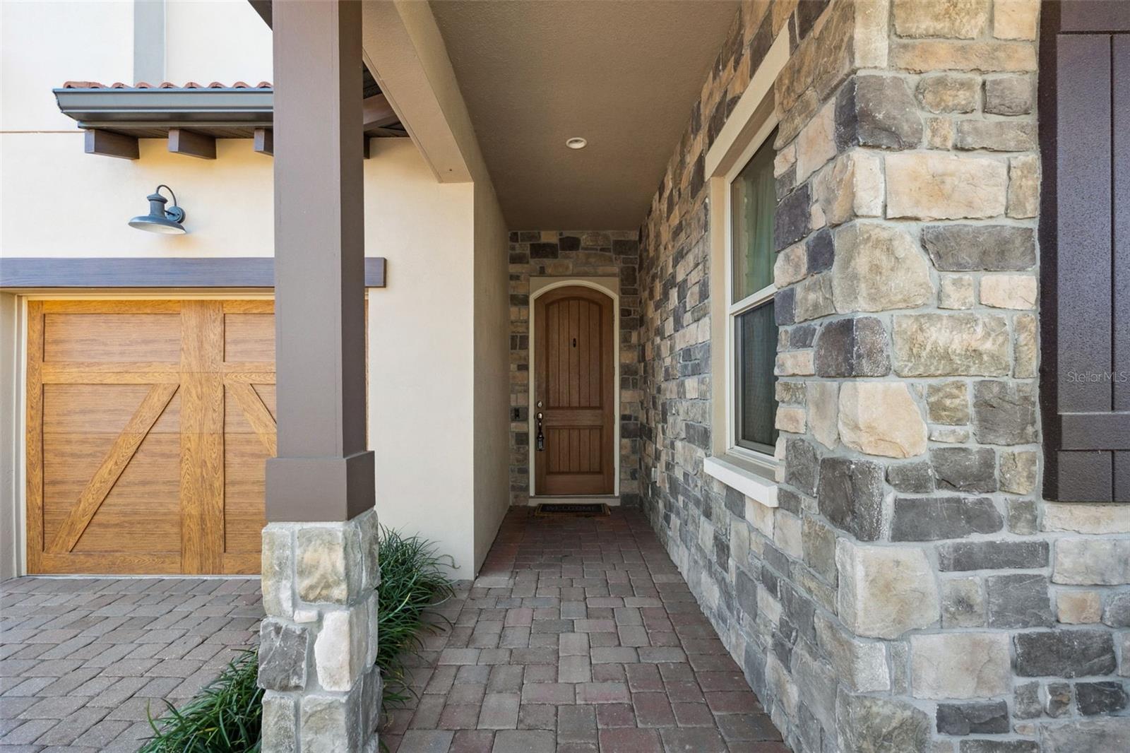 LAKESHORE PRESERVE - Residential