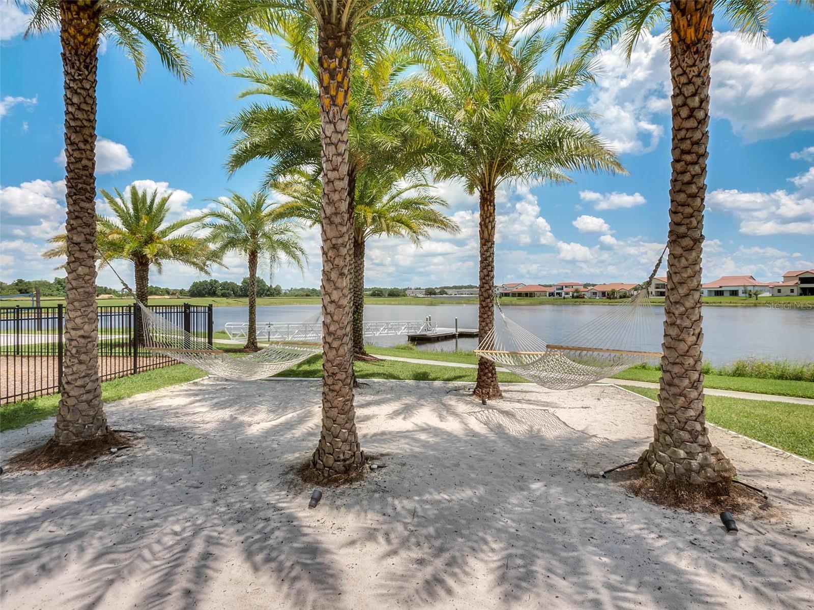 LAKESHORE PRESERVE - Residential