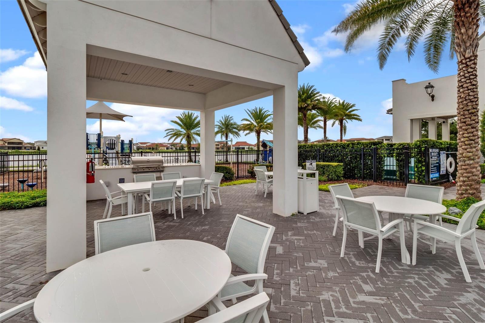 LAKESHORE PRESERVE - Residential