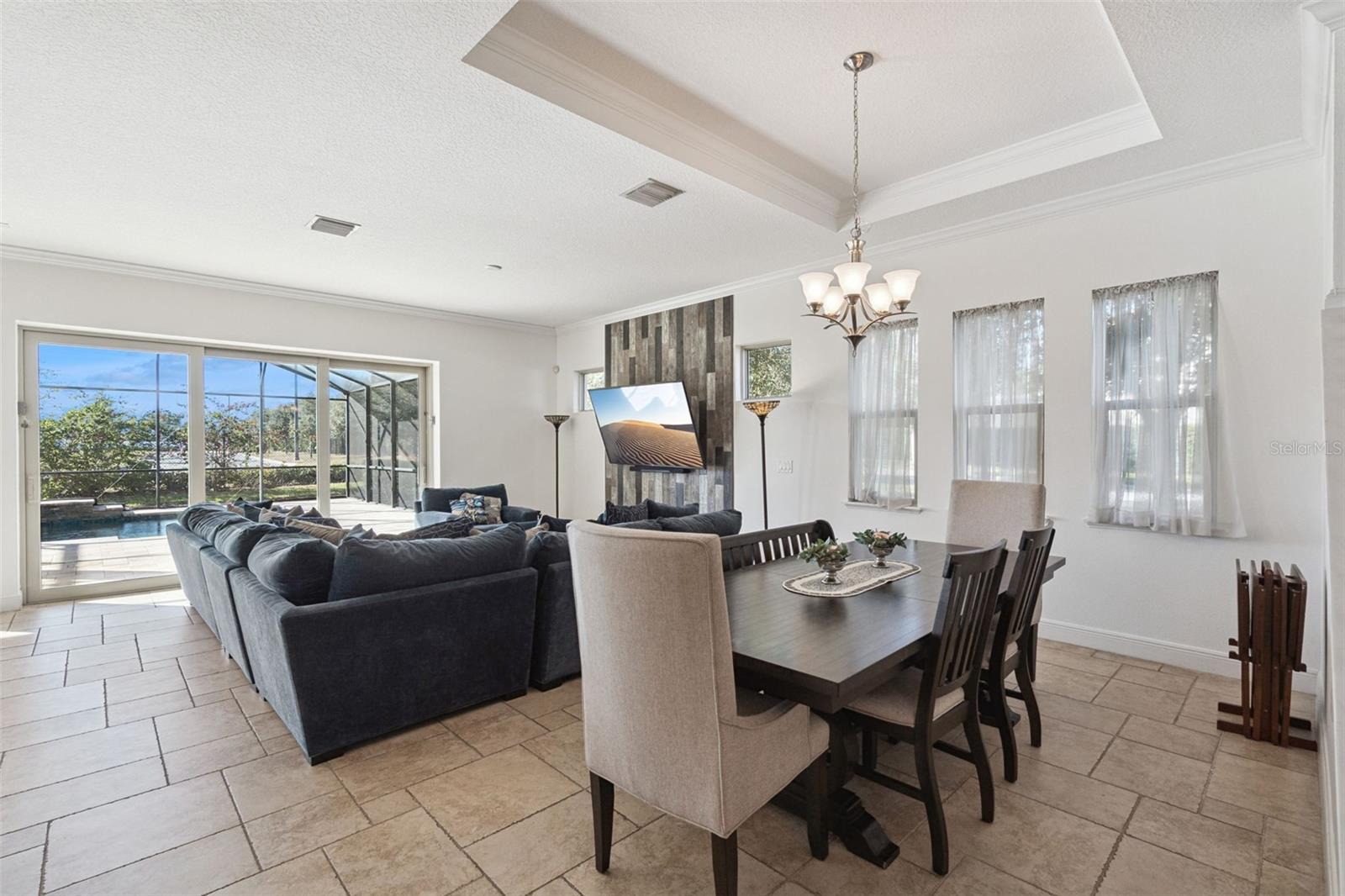 LAKESHORE PRESERVE - Residential