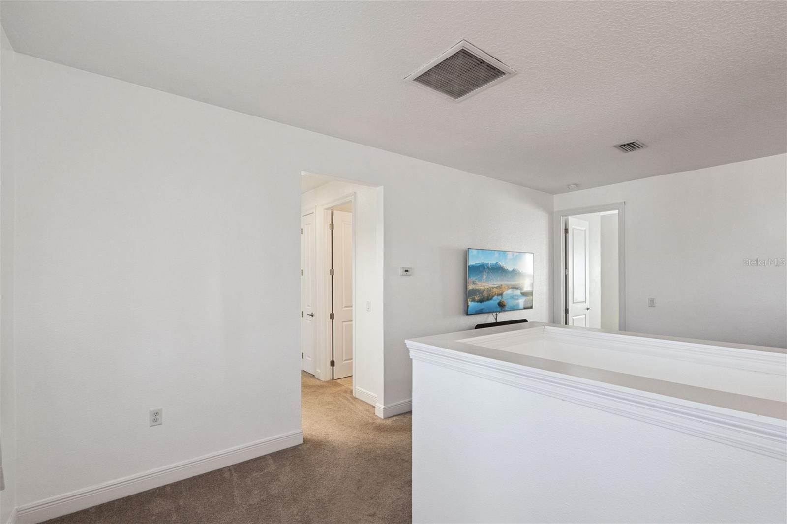 LAKESHORE PRESERVE - Residential