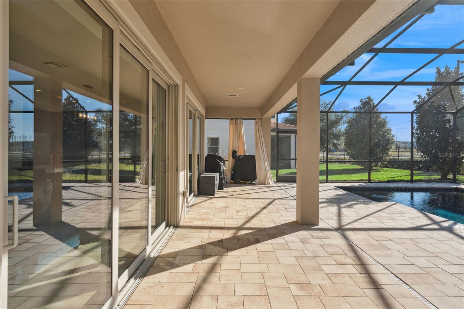 LAKESHORE PRESERVE - Residential