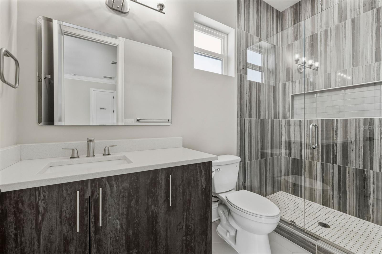 DAVIS ISLANDS PB10 PG52 TO 57 - Residential