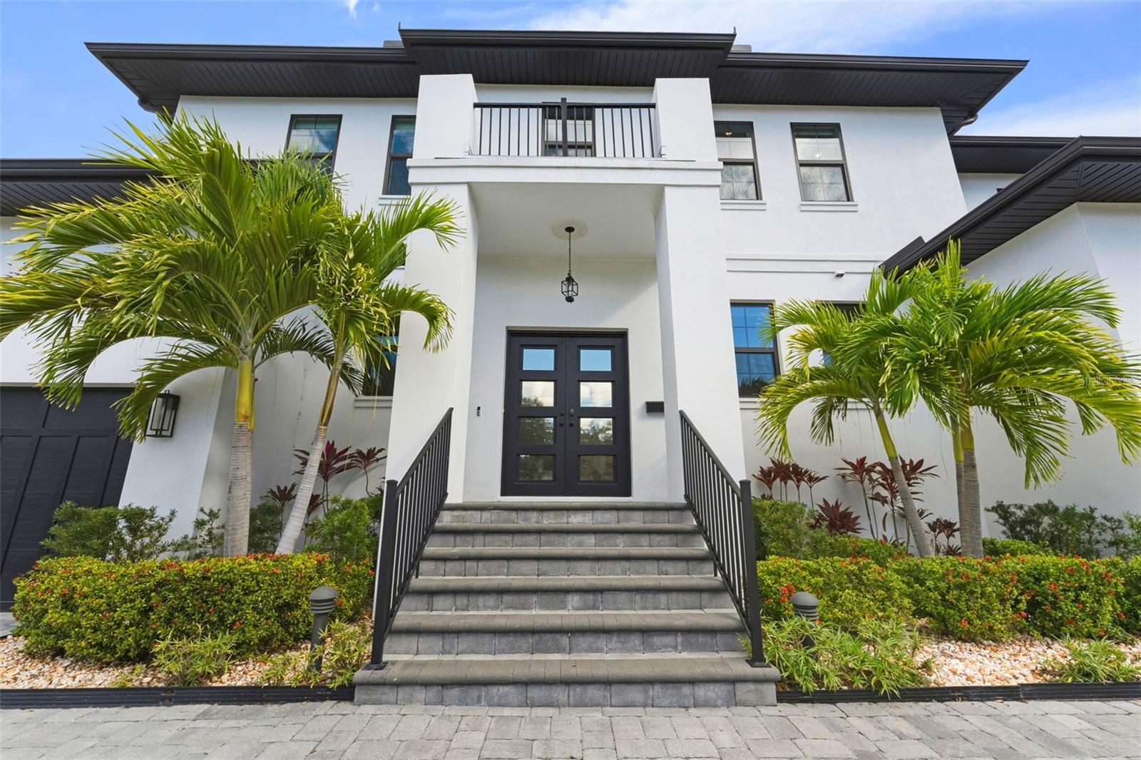 DAVIS ISLANDS PB10 PG52 TO 57 - Residential