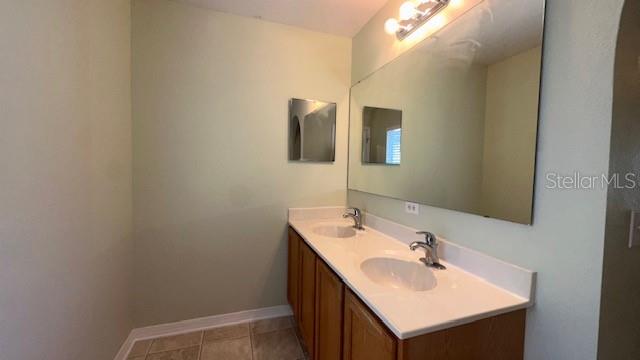 RANDA RIDGE PH 01 - Residential Lease