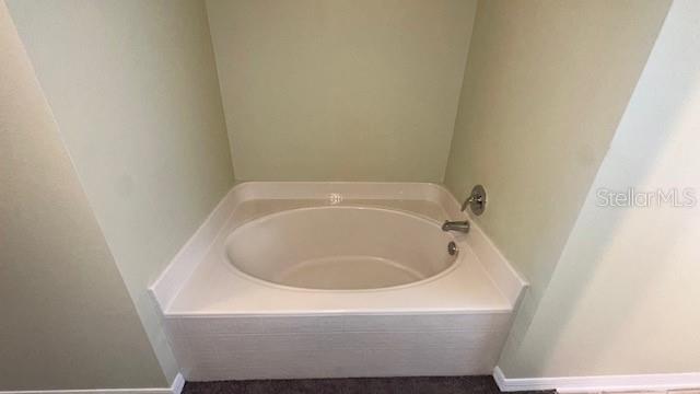 RANDA RIDGE PH 01 - Residential Lease