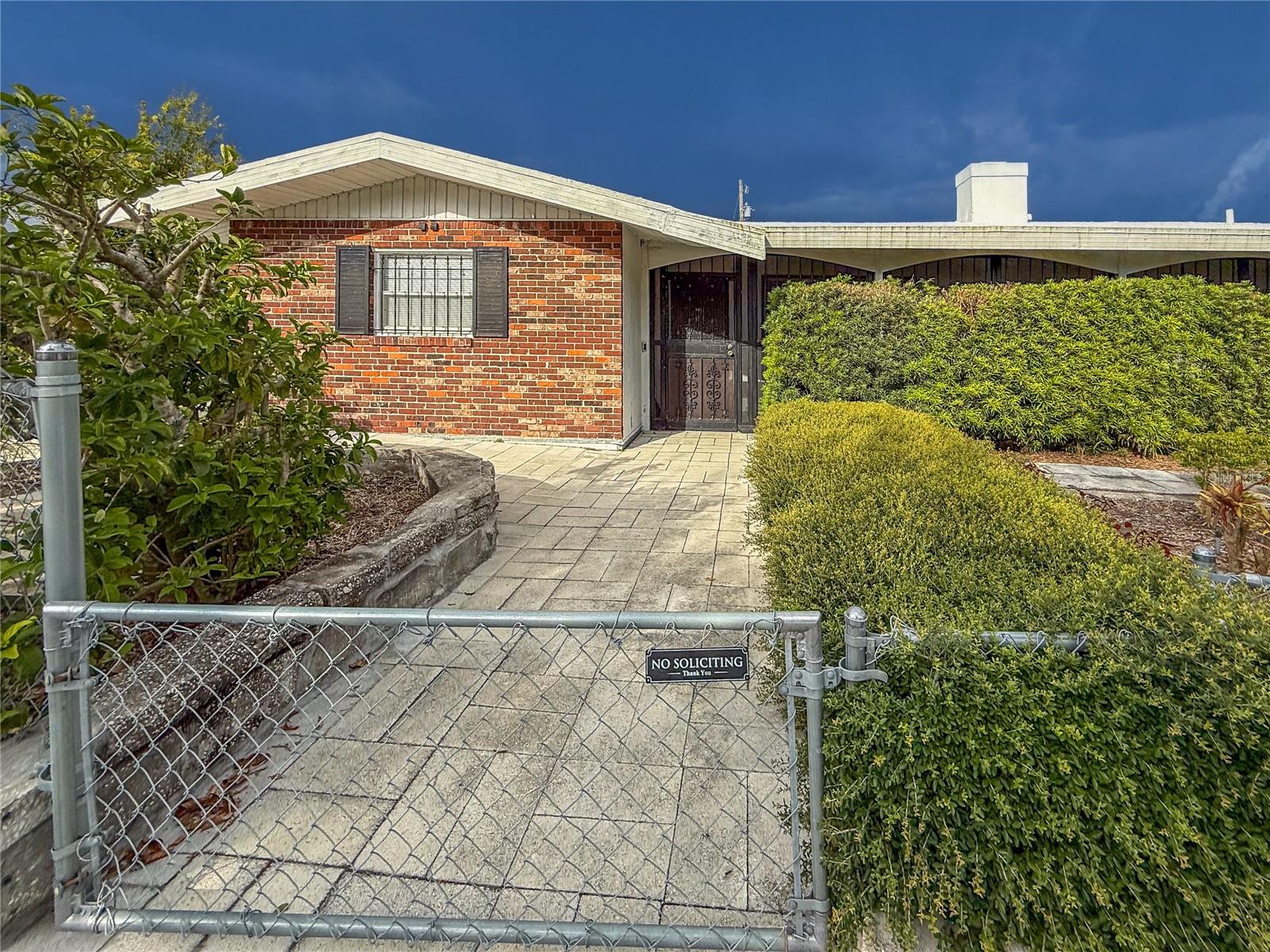 3205 BOUGAINVILLEA STREET