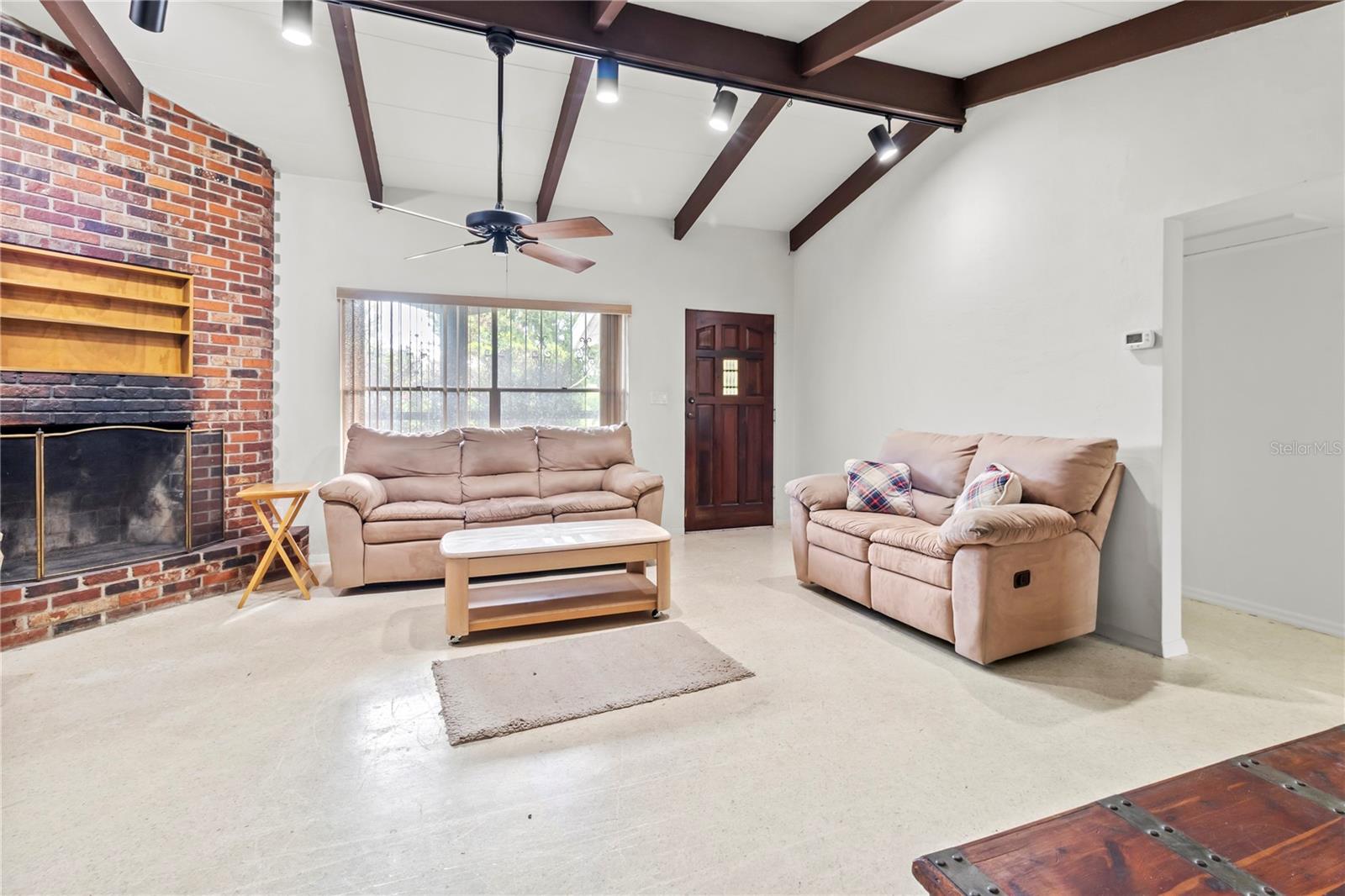 3205 BOUGAINVILLEA STREET